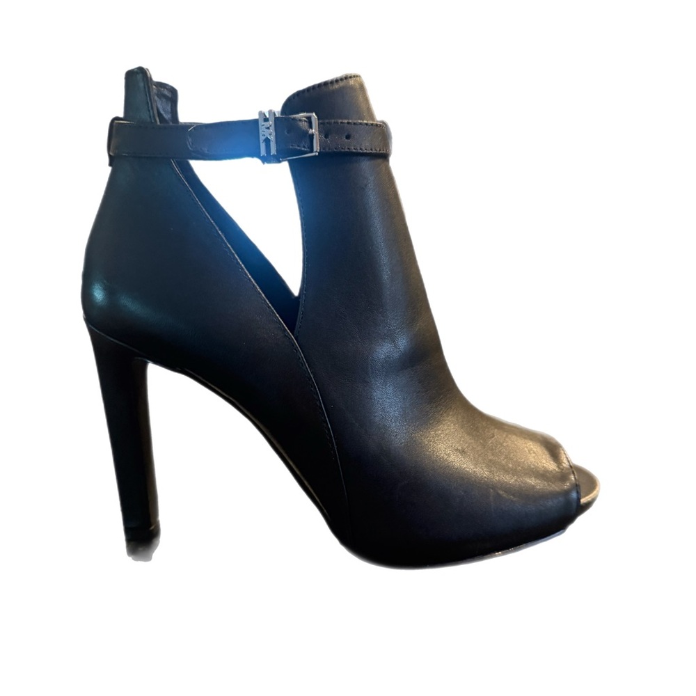Michael Kors open toe bootie size 8 new never worn no tags